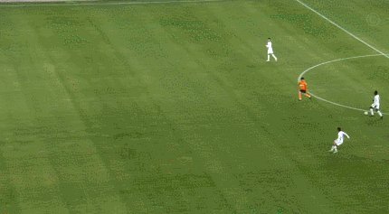 奥斯卡头球摆渡，克莱伯后点头球破门，玉昆1-0浙江