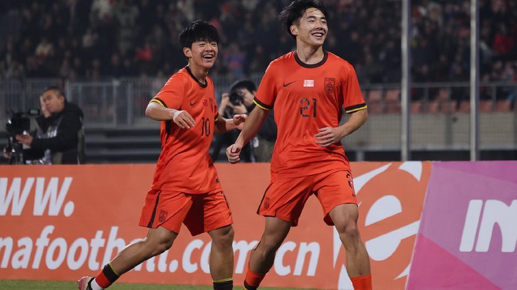 U17国少杀入亚洲杯决赛，宋凯深夜为国青拼搏不懈
