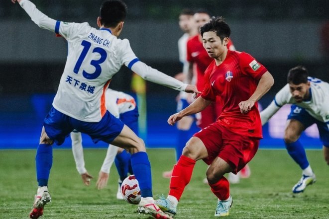 英博2-0蓉城，马莱莱破门罗慕洛伤退