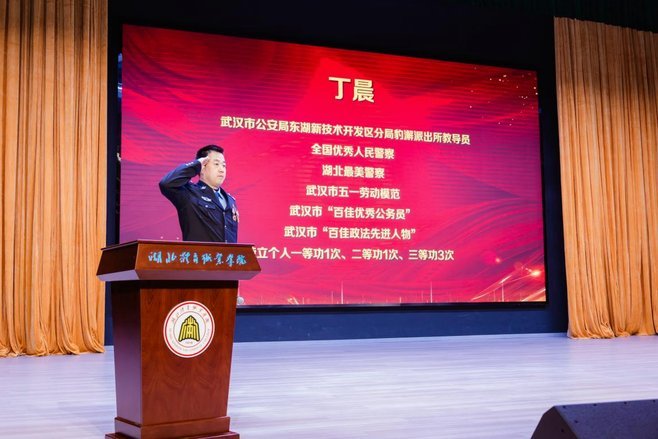 新华社：布局青训的长期主义不能变 计划不变终能夺冠