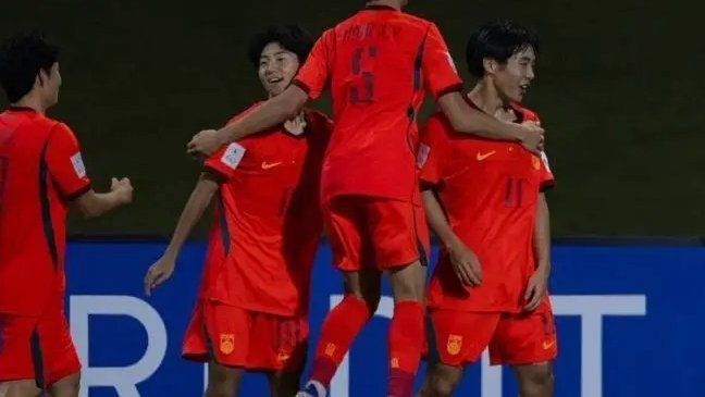U17国足vs尼日利亚U17首发：赵松源领衔，帅惟浩周雨诺出战