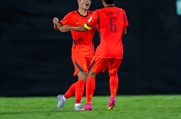 中英超强青训！邝兆镭赵松源领衔中国U17 vs 阿森纳U17强队对决