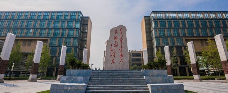 布宜诺斯艾利斯大学下周二授予梅西荣誉博士